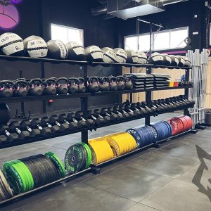 Muebles de almacenamiento personalizados para gimnasios